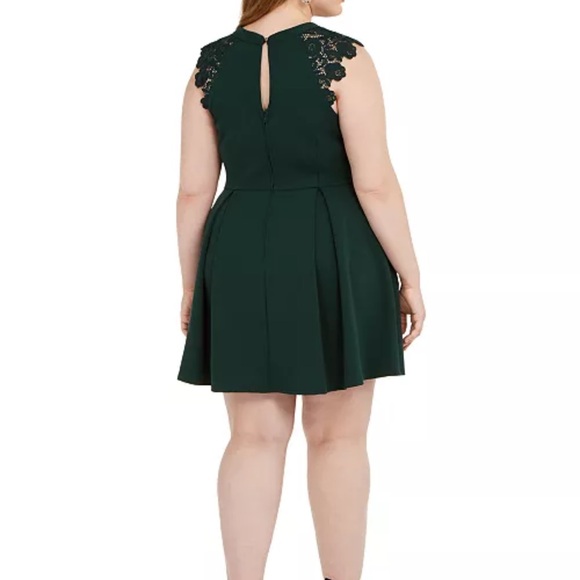 Emerald Green Dress - Picture 3 of 4